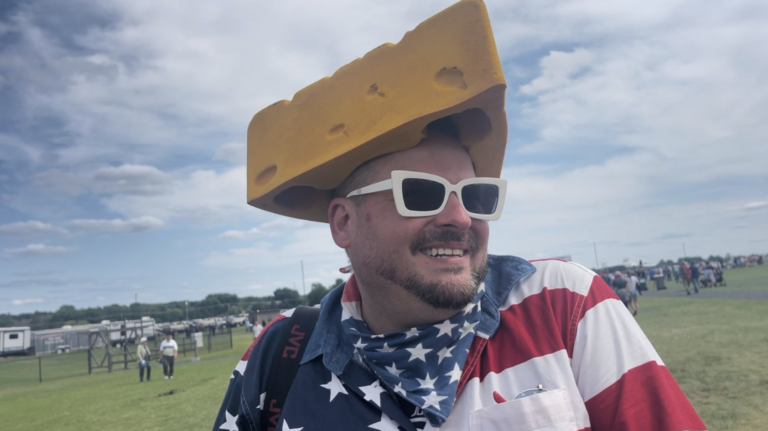 In Wisconsin, Harris generates excitement and energy